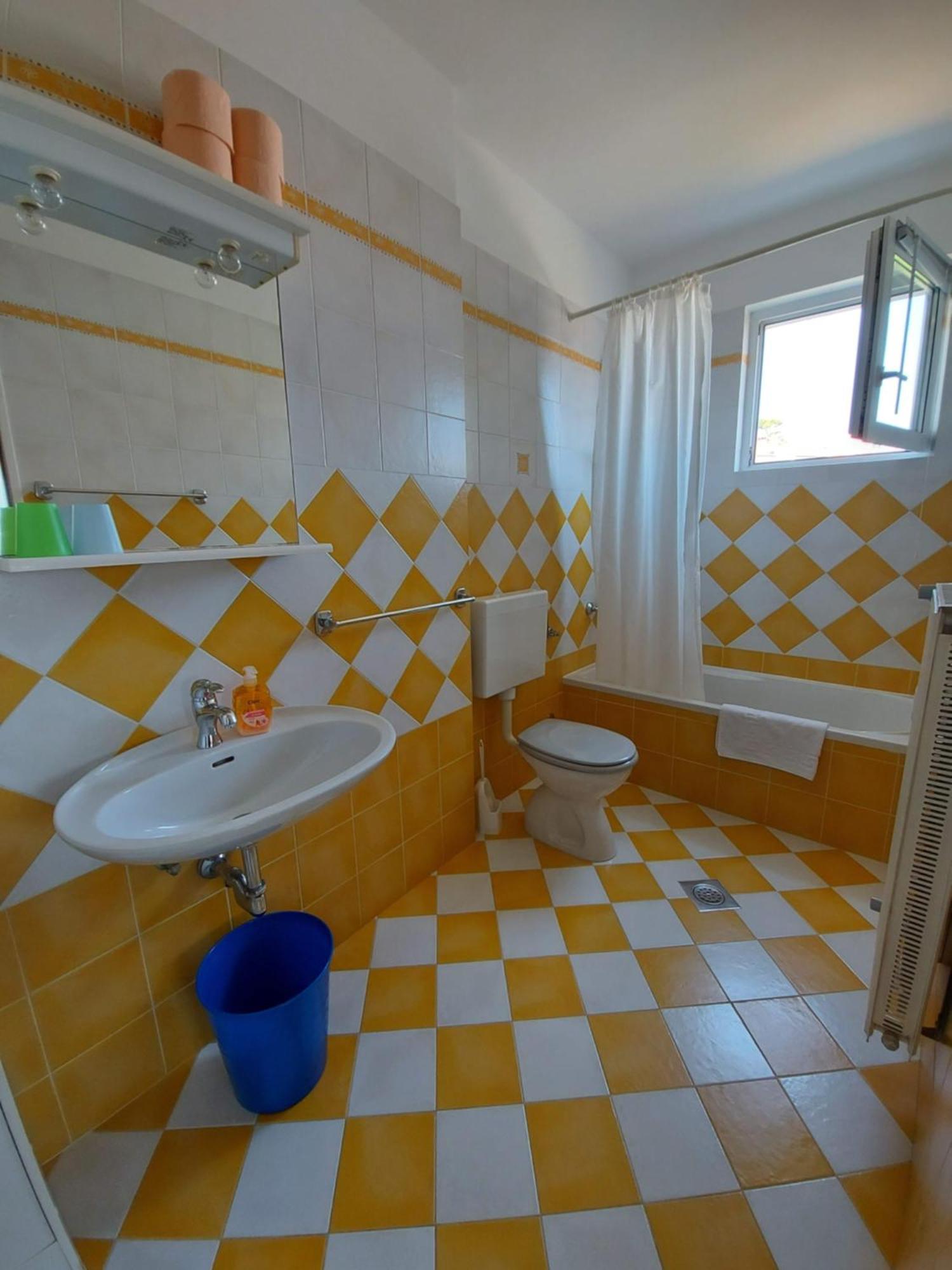 Kuca Luce Hotel Mali Losinj Ruang foto
